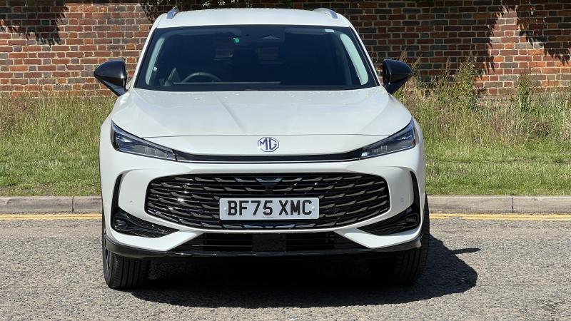 MG Motor UK HS