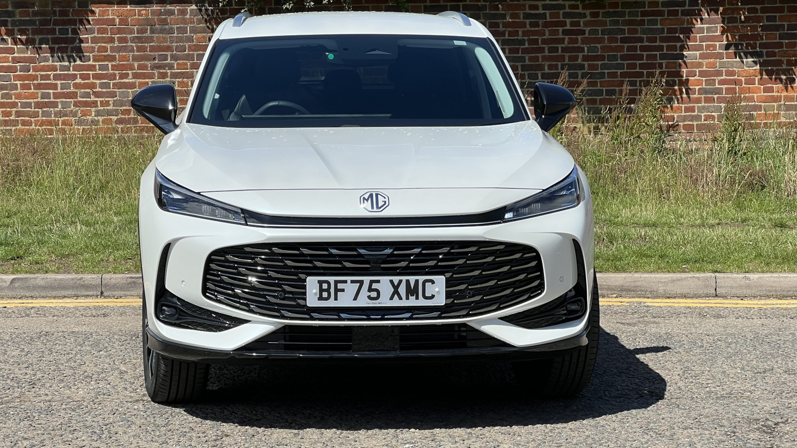 MG Motor UK HS