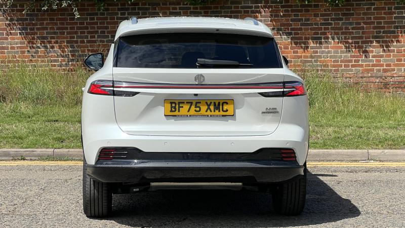 MG Motor UK HS