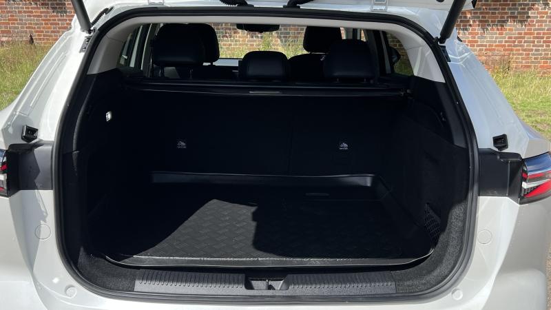 MG Motor UK HS