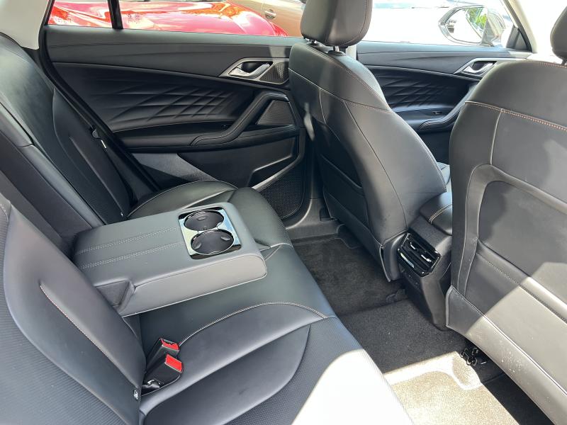 MG Motor UK HS
