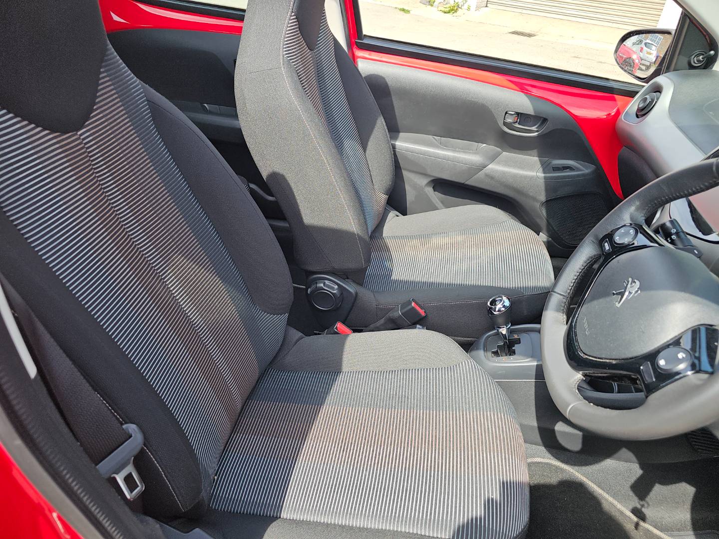 Peugeot 108