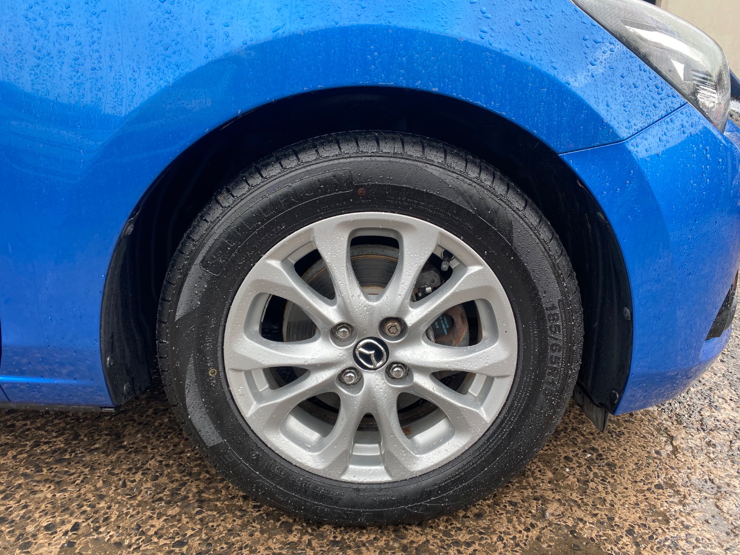Mazda 2