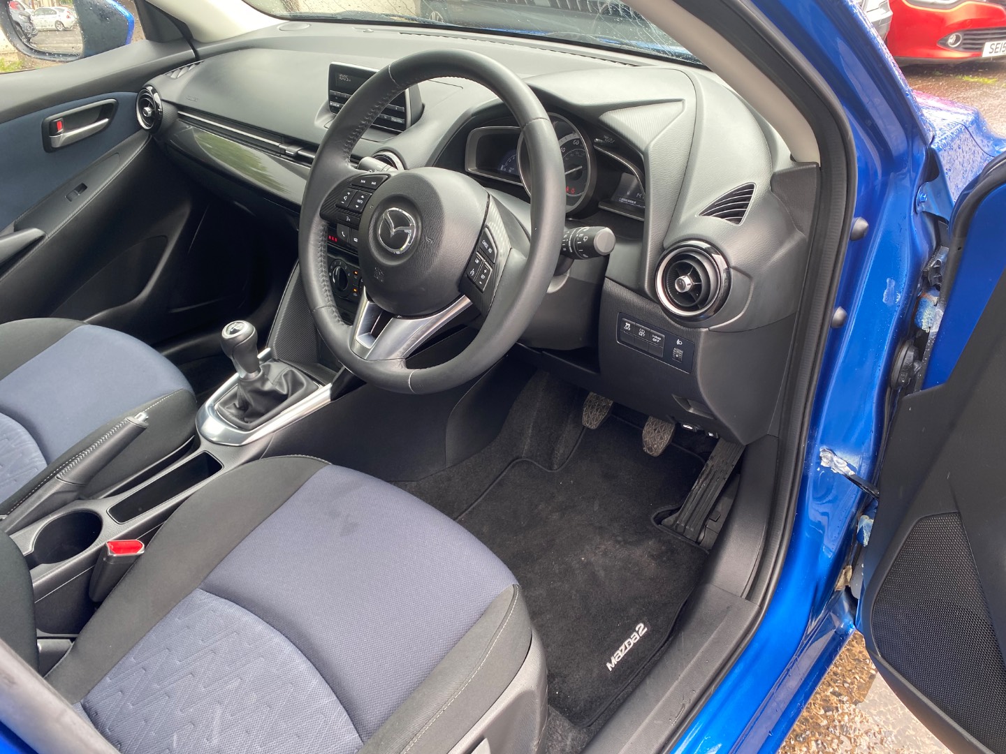 Mazda 2