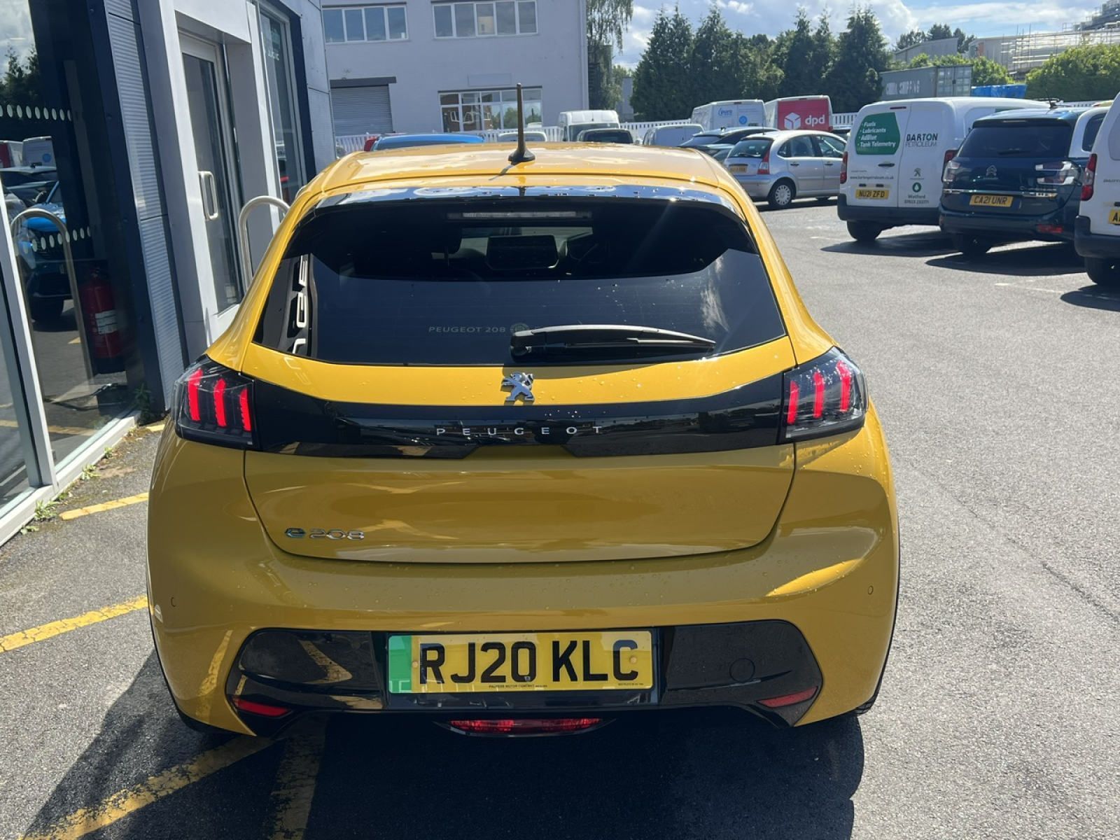 Peugeot 208