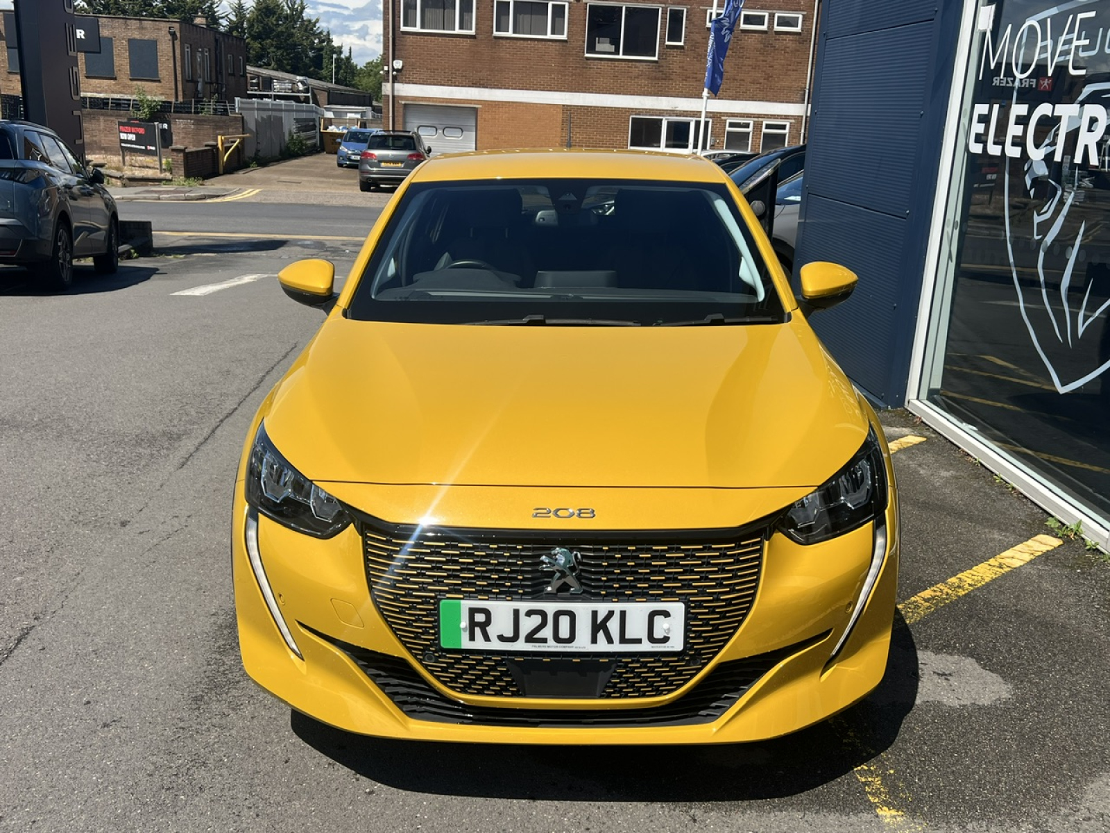 Peugeot 208