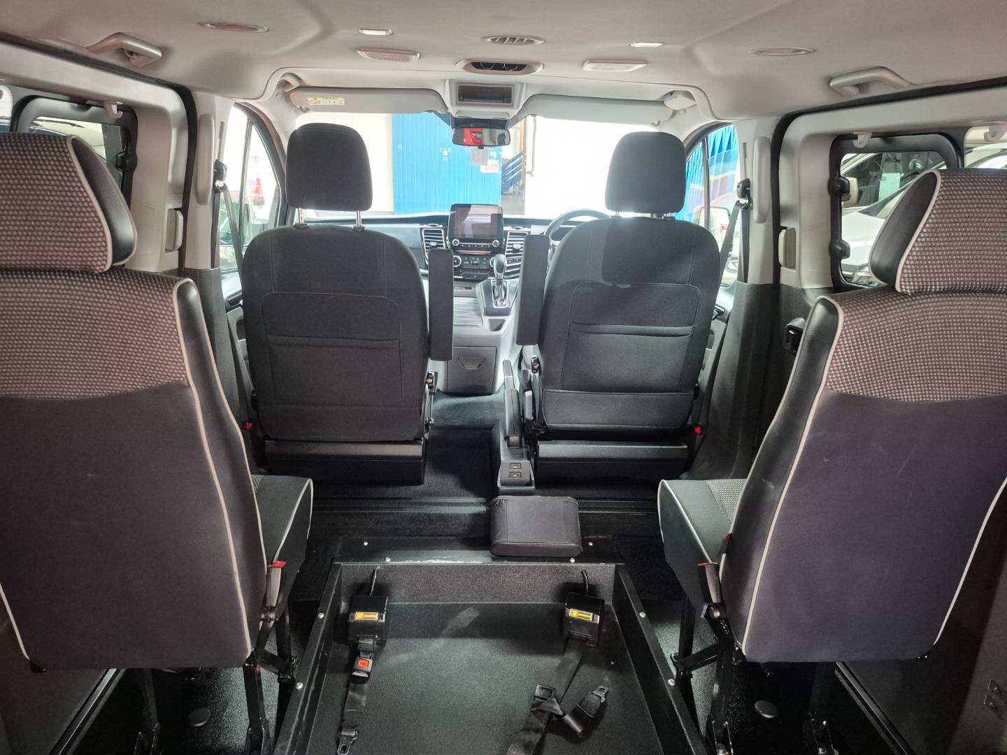 Ford Tourneo Custom