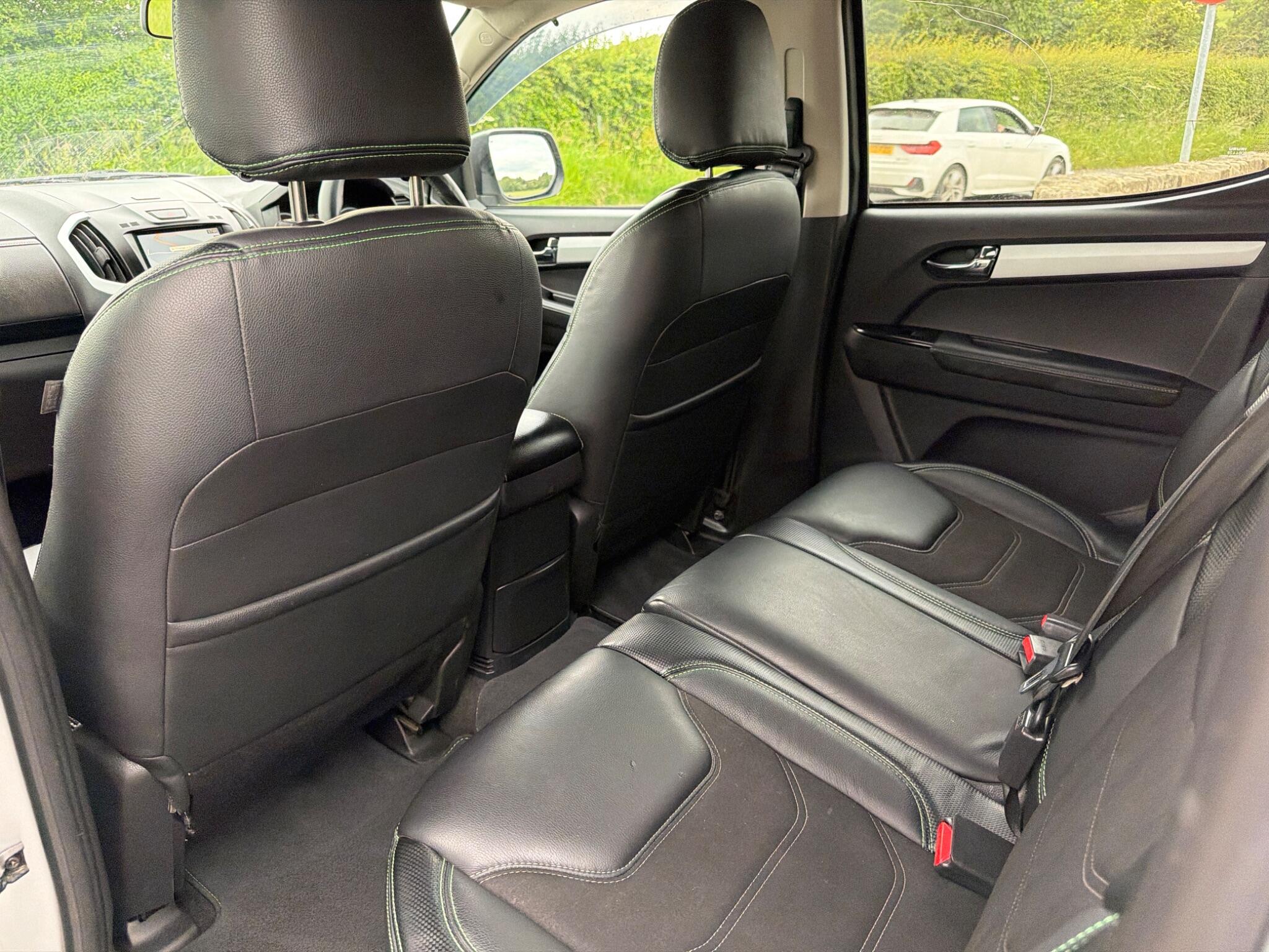 Isuzu D-Max
