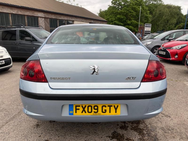 Peugeot 407