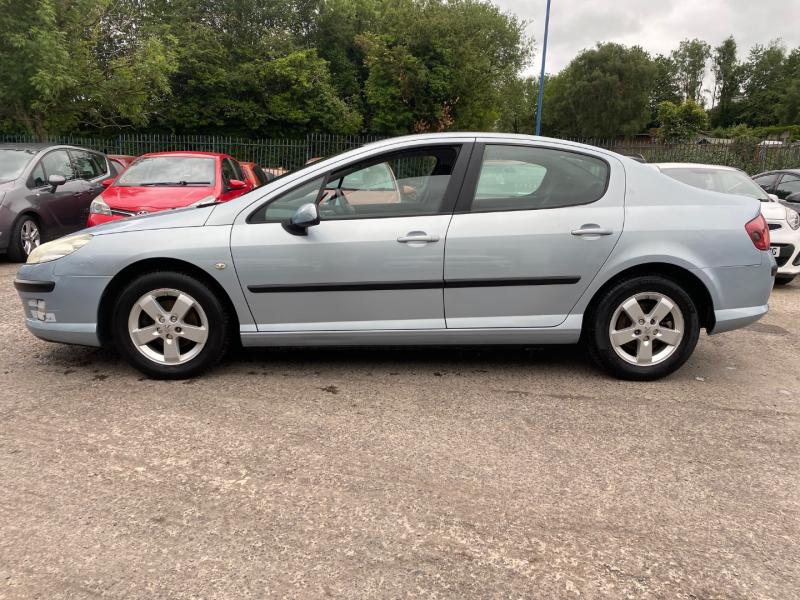 Peugeot 407
