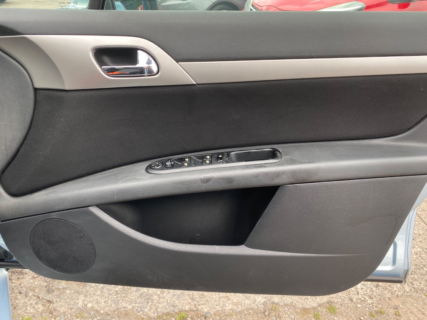 Peugeot 407
