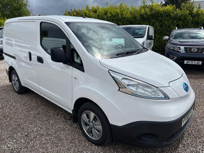 Nissan e-NV200