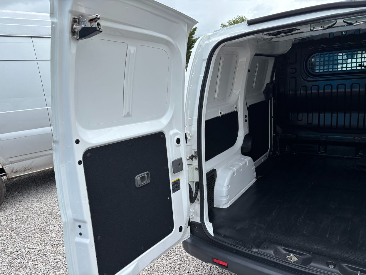 Nissan e-NV200