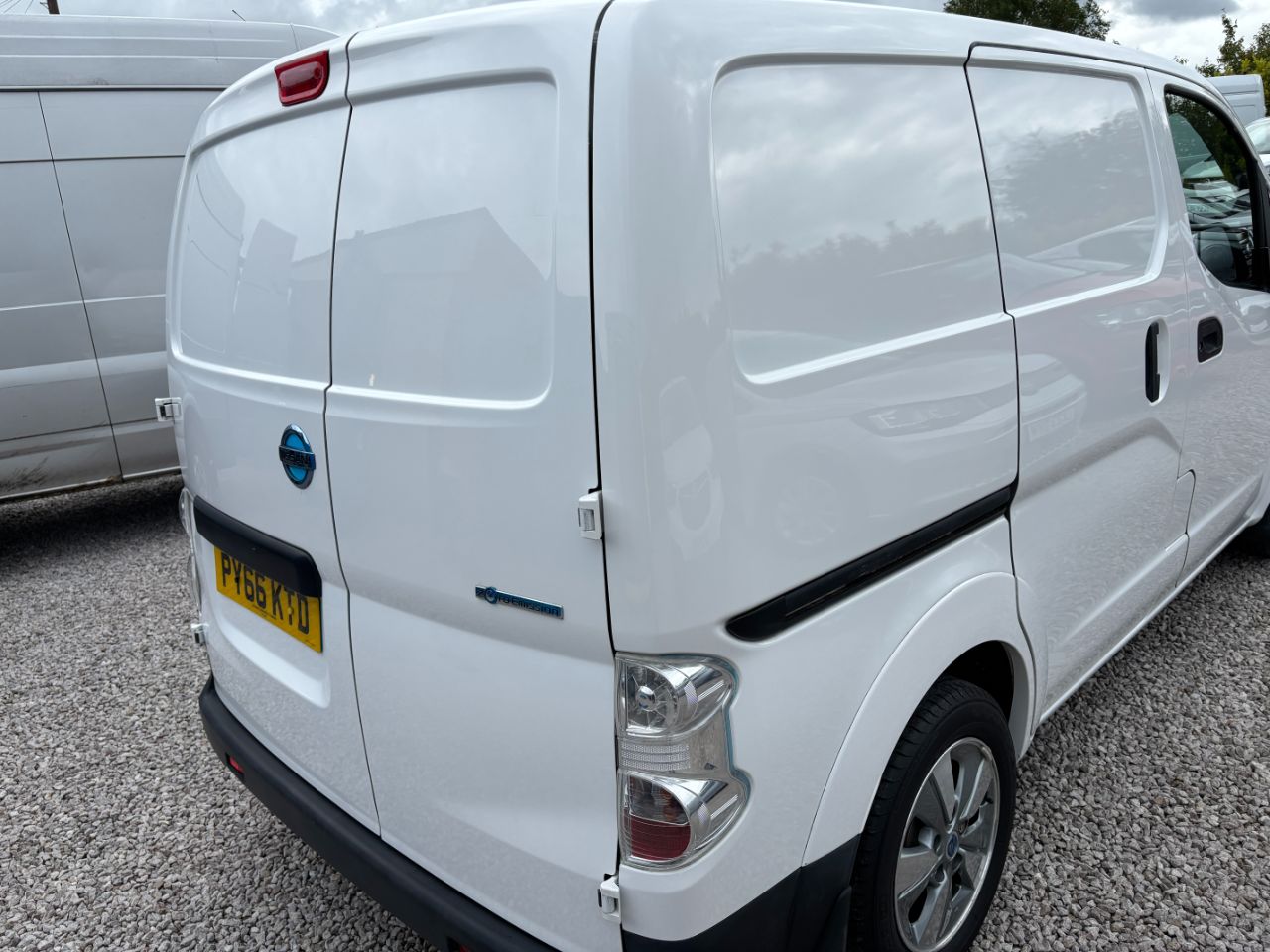 Nissan e-NV200