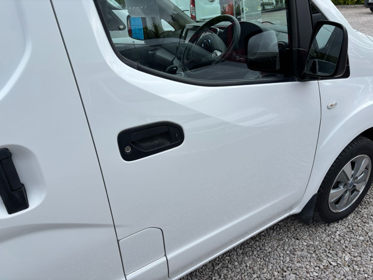 Nissan e-NV200