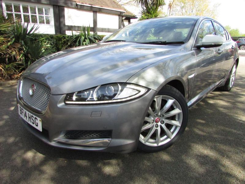 Jaguar XF