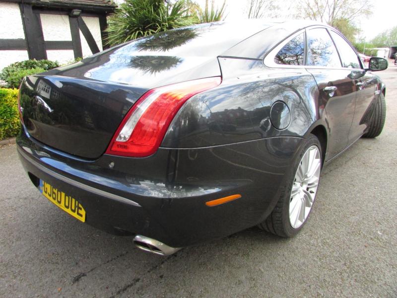 Jaguar Xj
