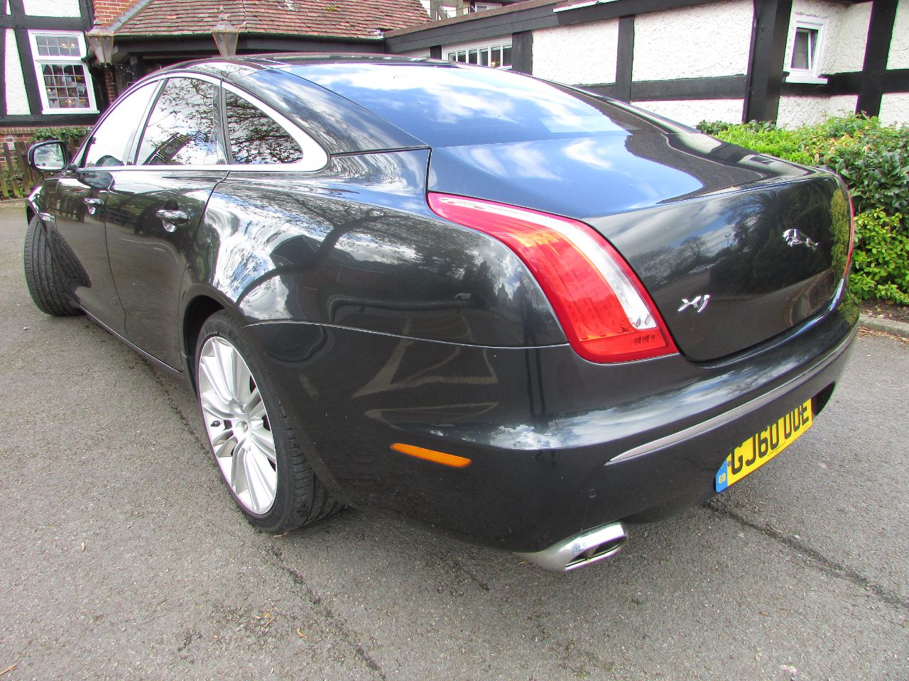 Jaguar Xj