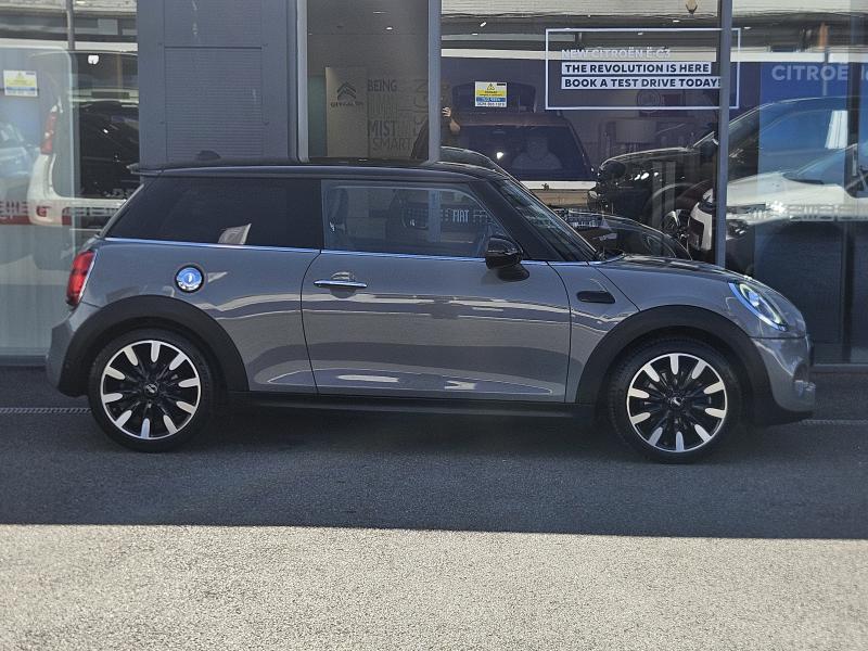 Mini Hatchback