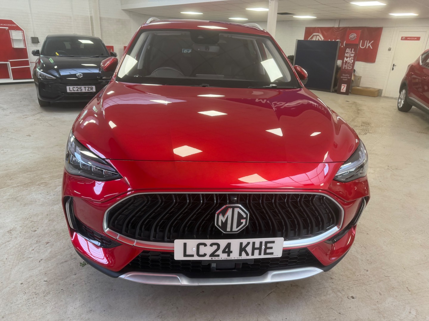 MG Motor UK HS