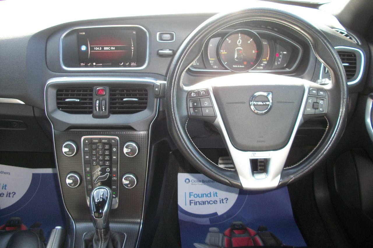 Volvo V40
