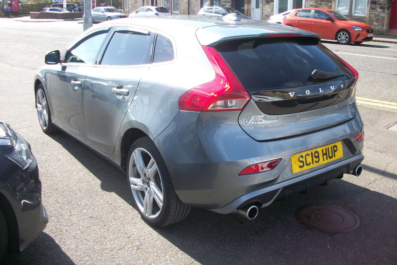 Volvo V40