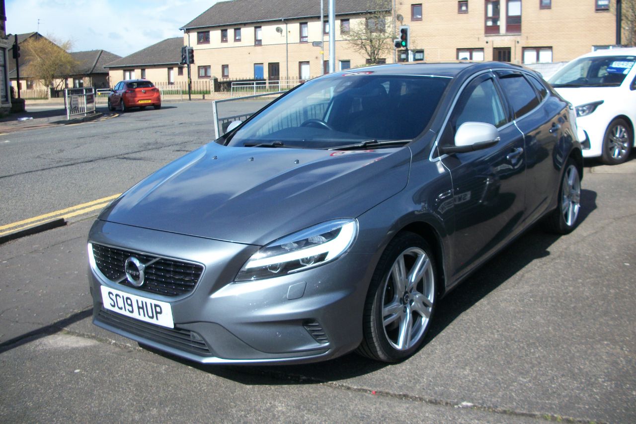Volvo V40
