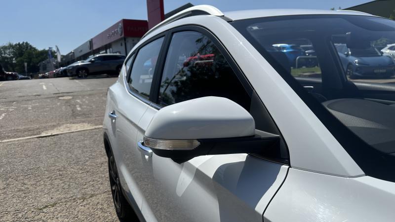 MG Motor UK ZS