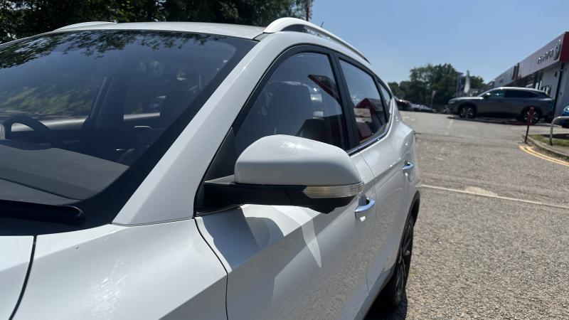 MG Motor UK ZS