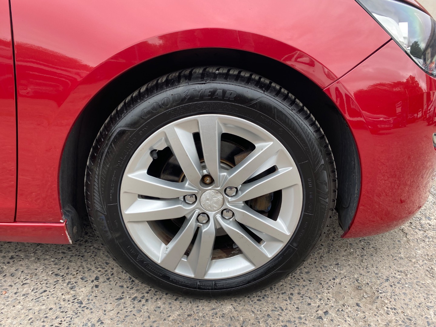 Peugeot 308