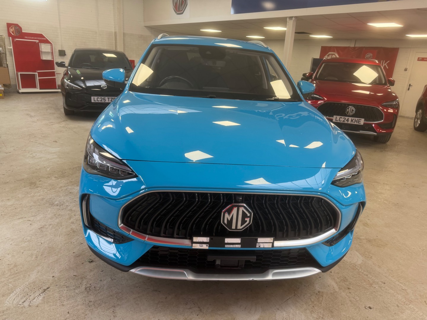 MG Motor UK HS