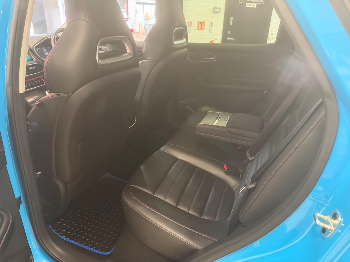 MG Motor UK HS