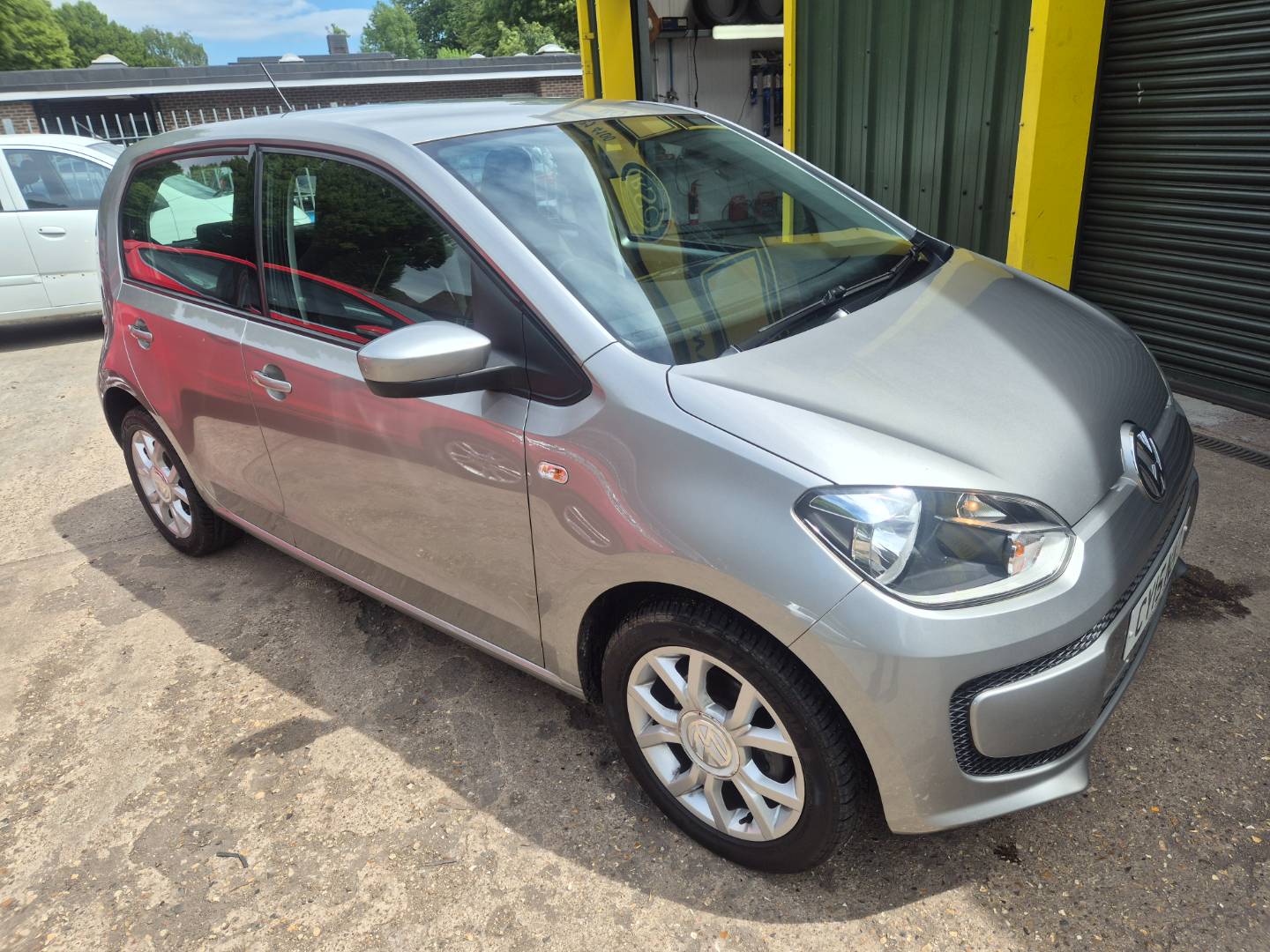 Volkswagen Up