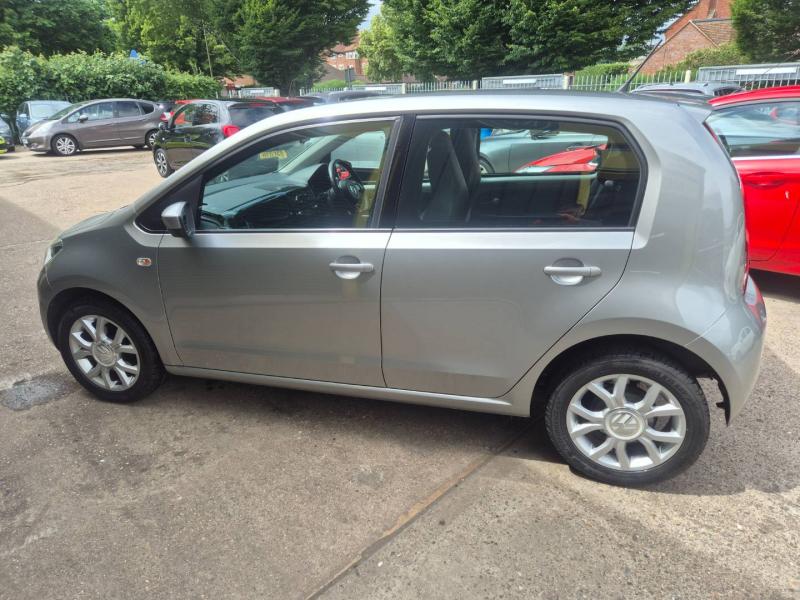 Volkswagen Up