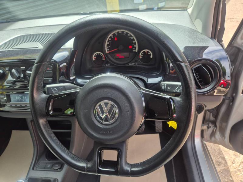 Volkswagen Up