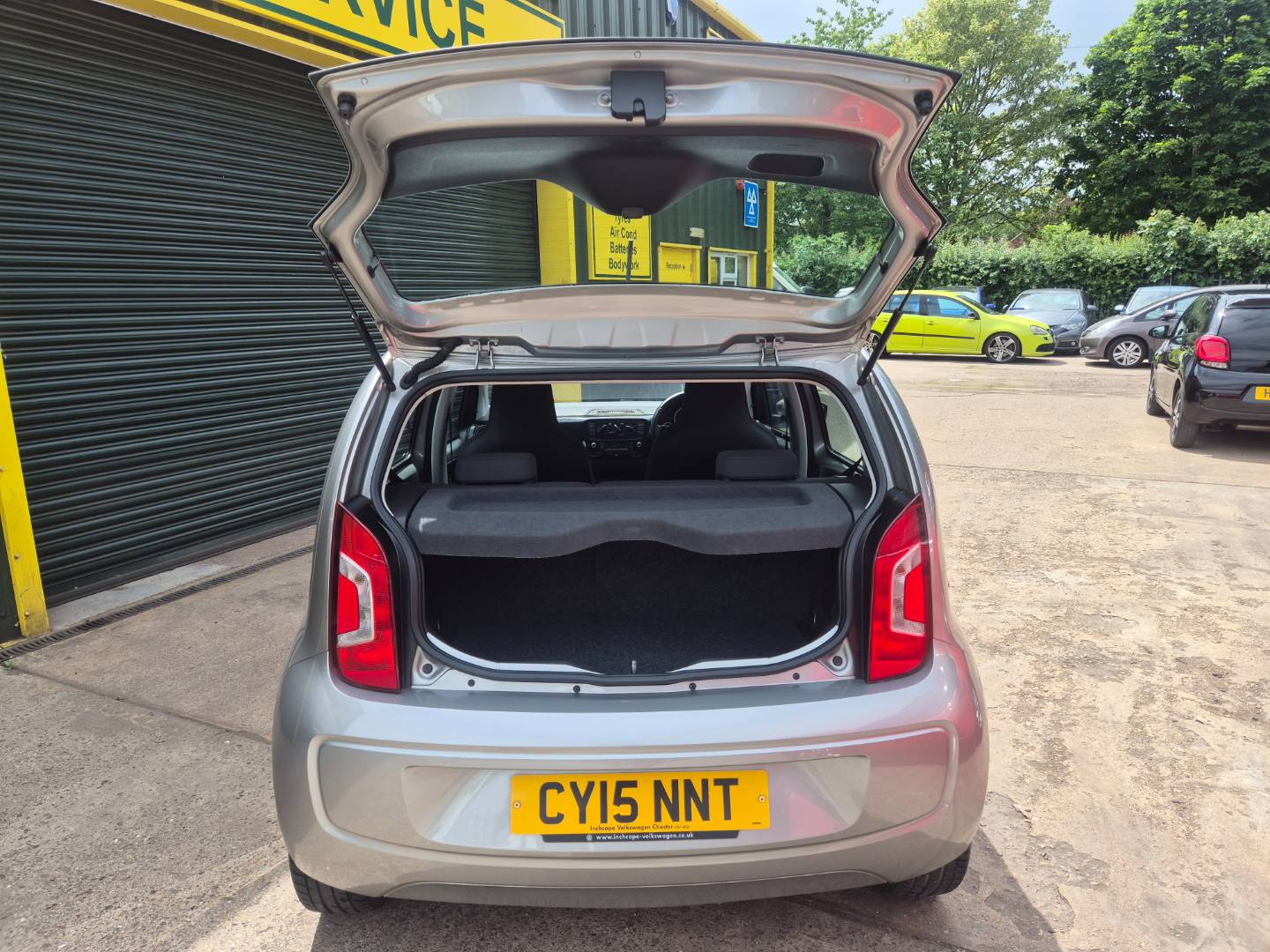Volkswagen Up