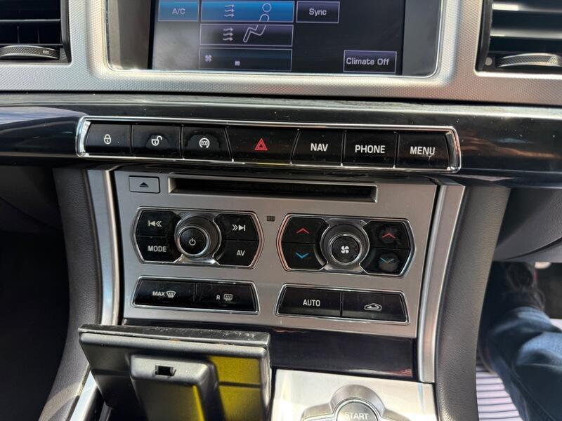 Jaguar XF