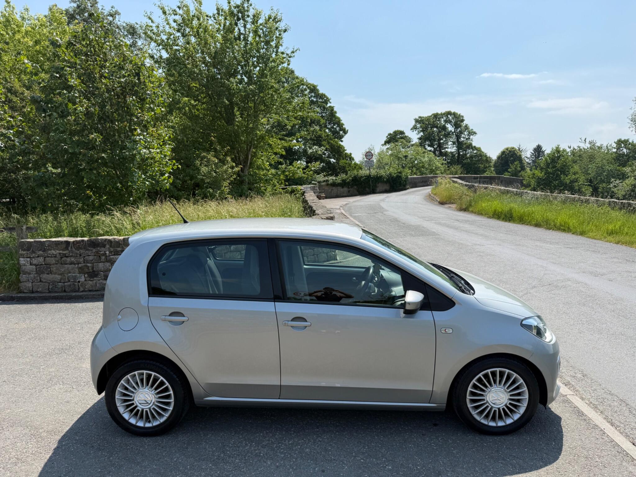 Volkswagen Up