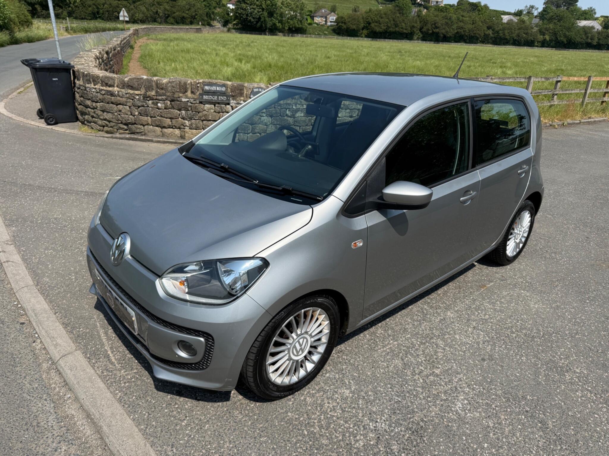 Volkswagen Up