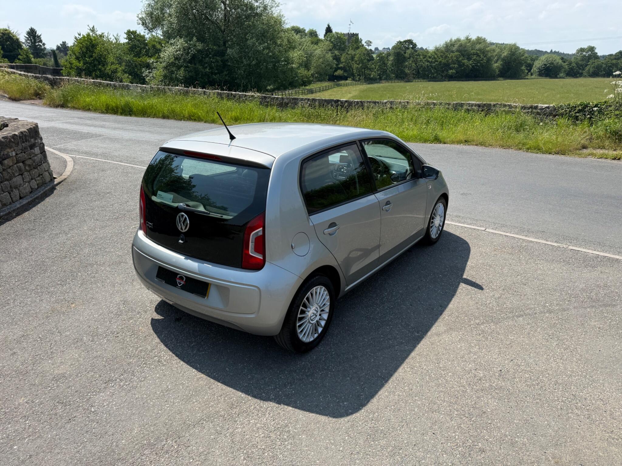 Volkswagen Up