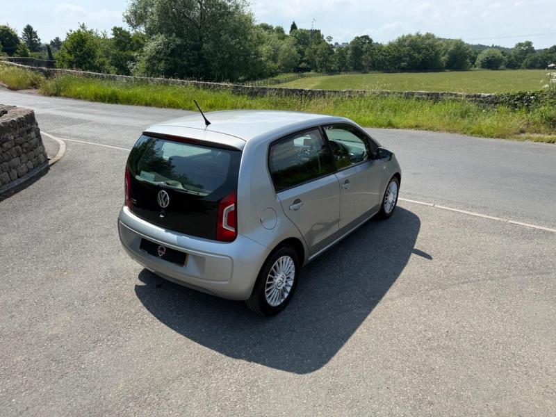 Volkswagen Up