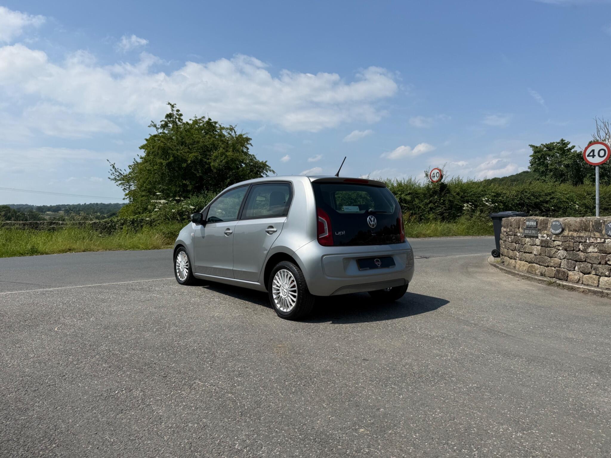 Volkswagen Up