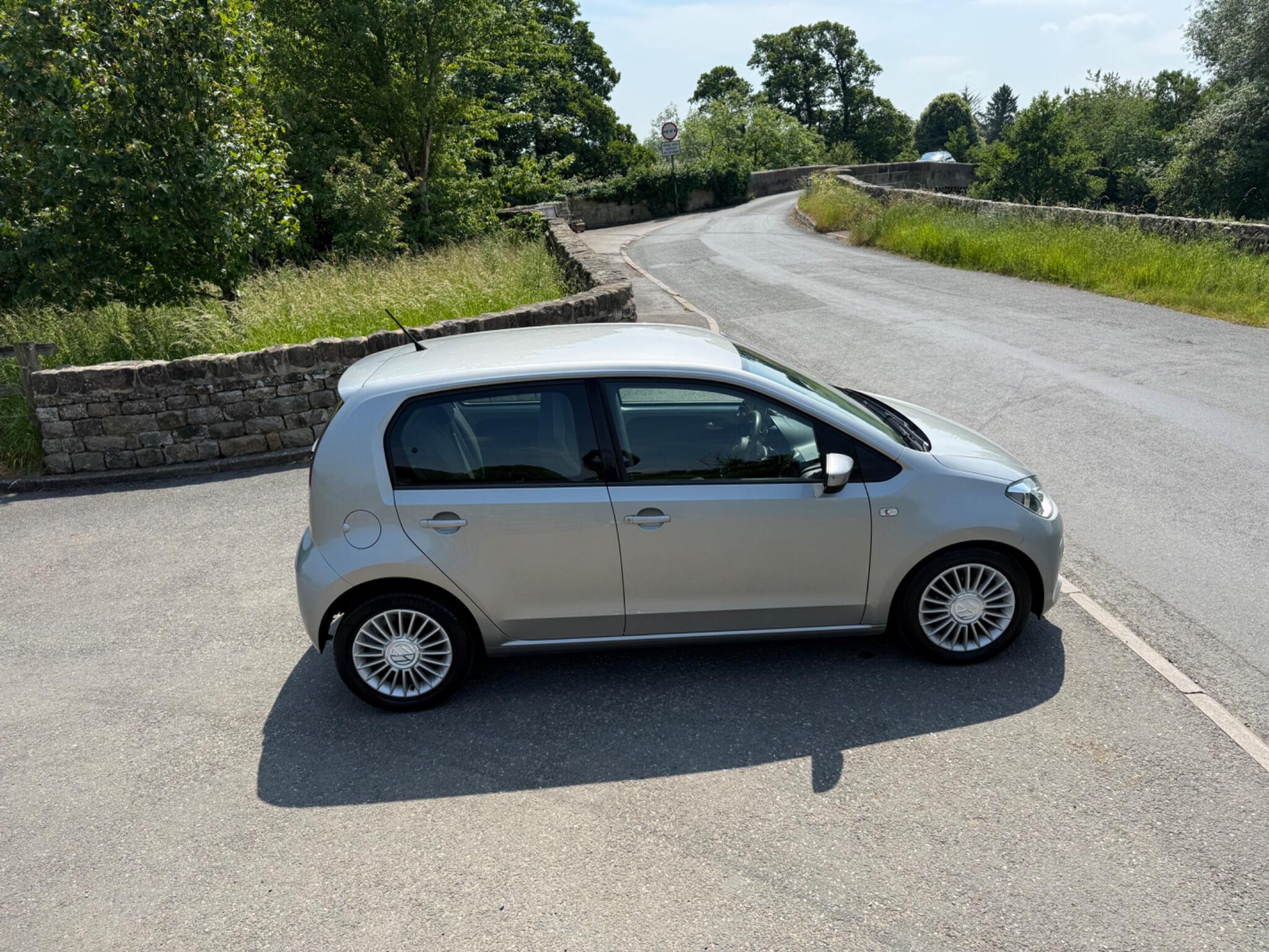 Volkswagen Up