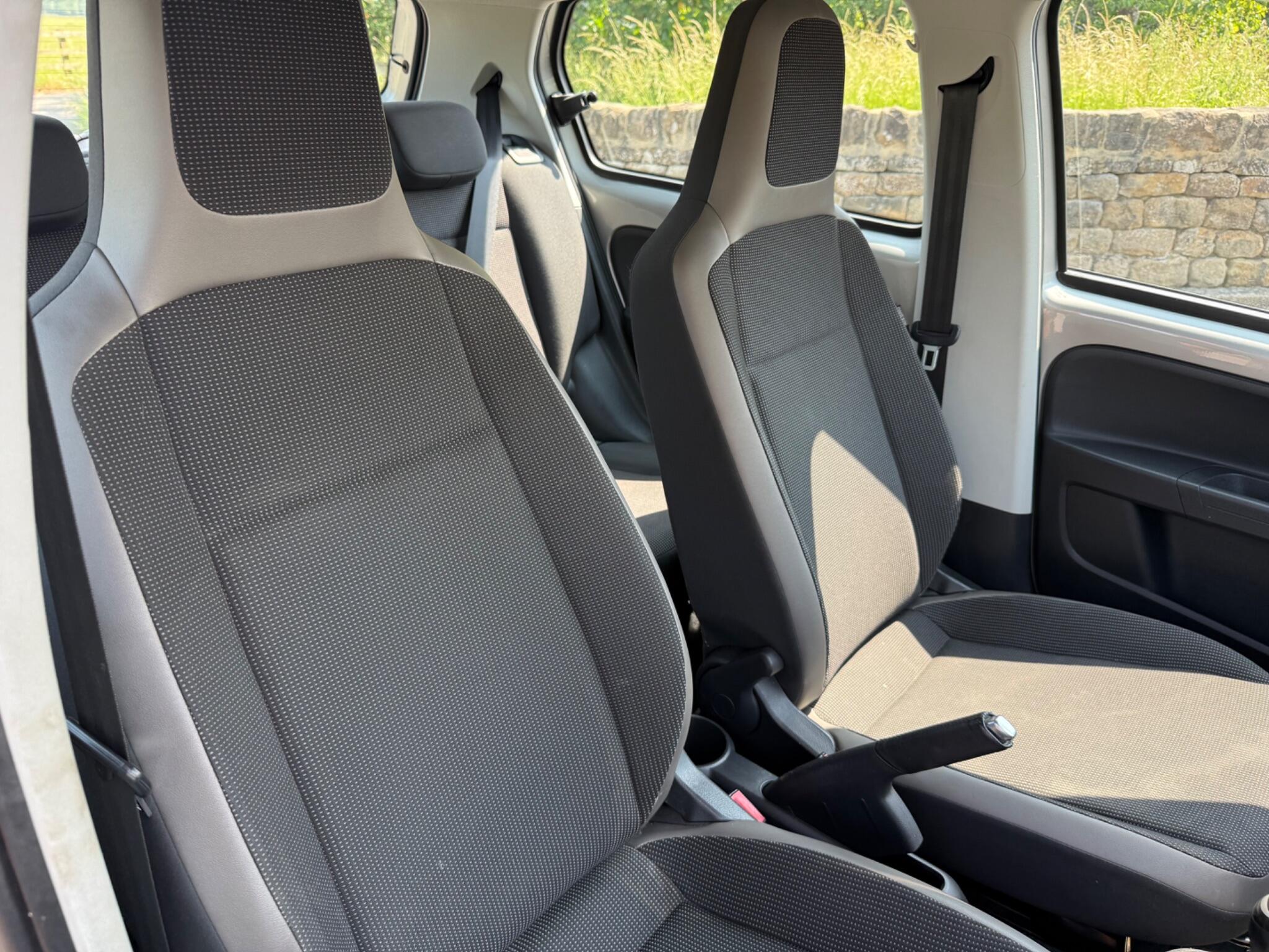 Volkswagen Up