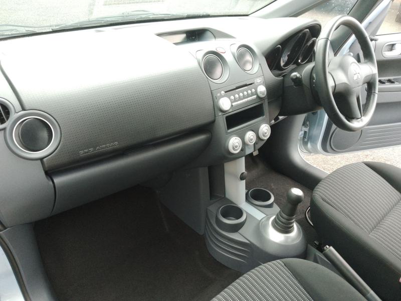 Mitsubishi Colt