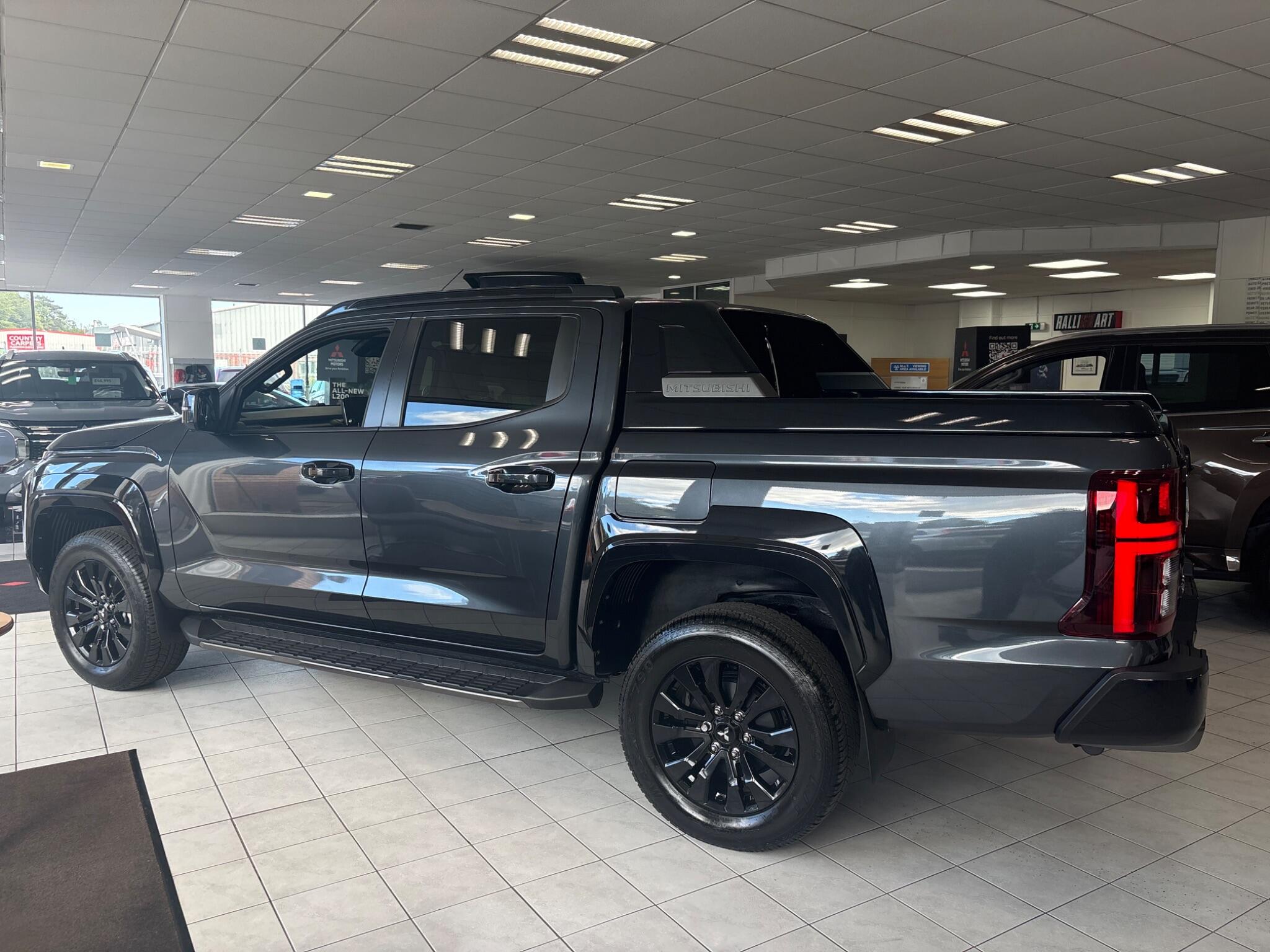 Mitsubishi L200