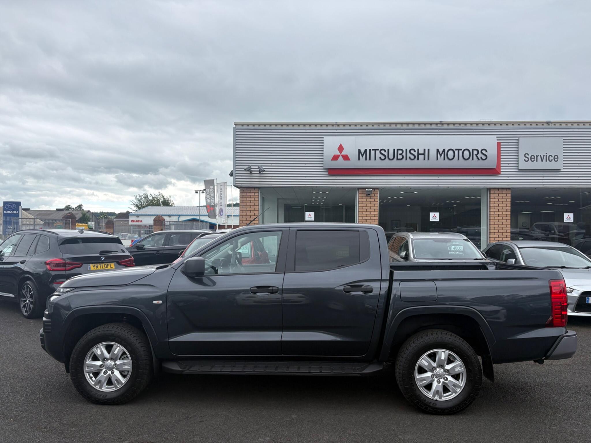 Mitsubishi L200