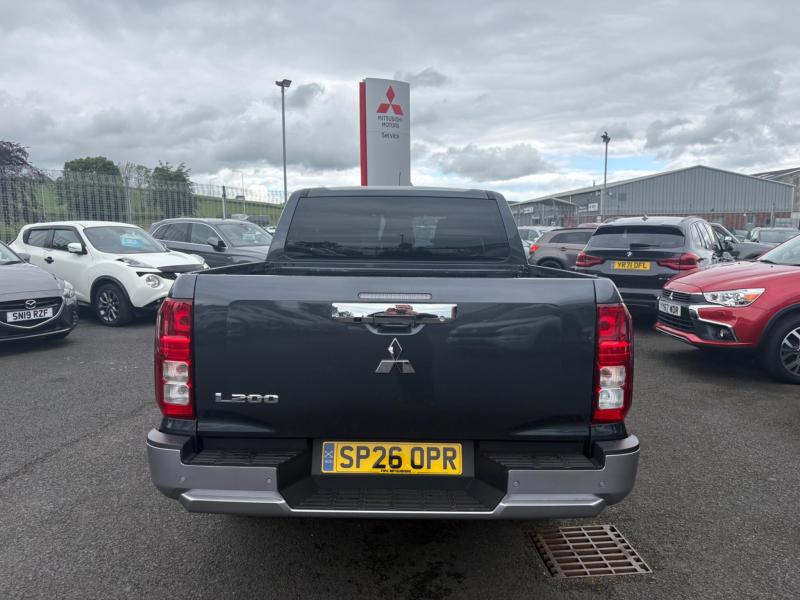 Mitsubishi L200
