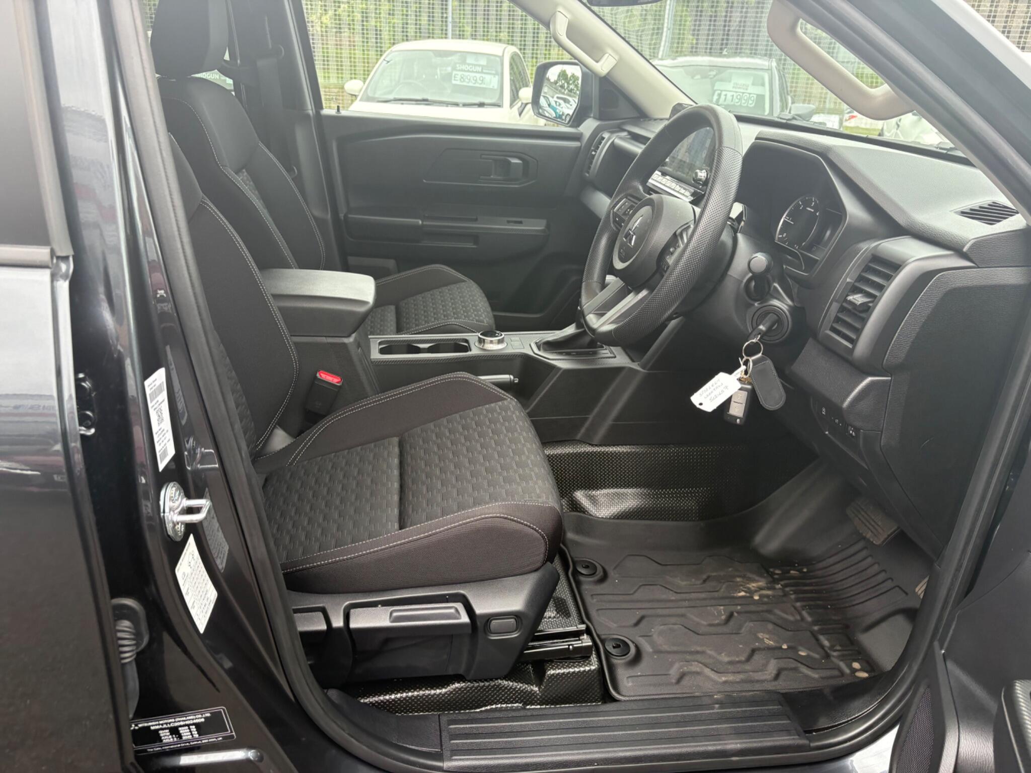 Mitsubishi L200