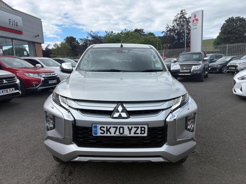 Mitsubishi L200